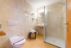 Hotel Ortler - Bagno della camera n. 203